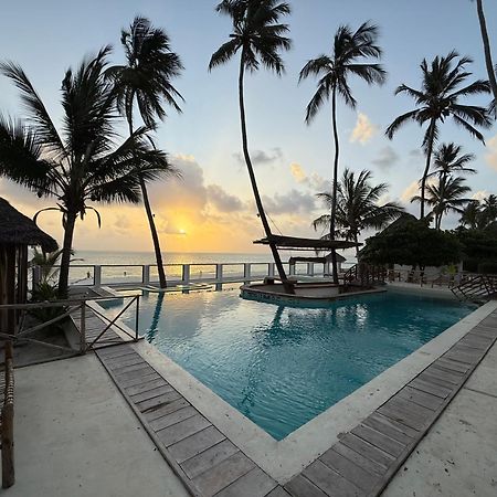 Tiki Beach Club & Resort (Adults Only) Bwejuu Exterior foto
