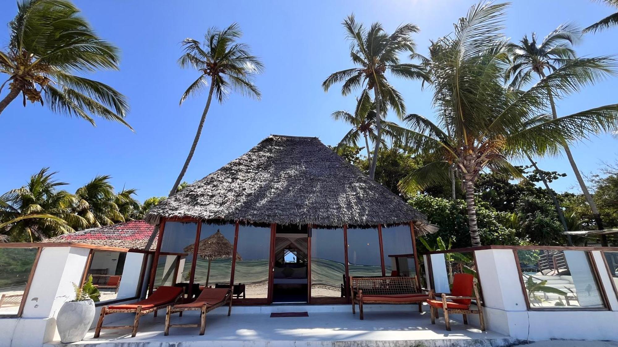 Tiki Beach Club & Resort (Adults Only) Bwejuu Exterior foto