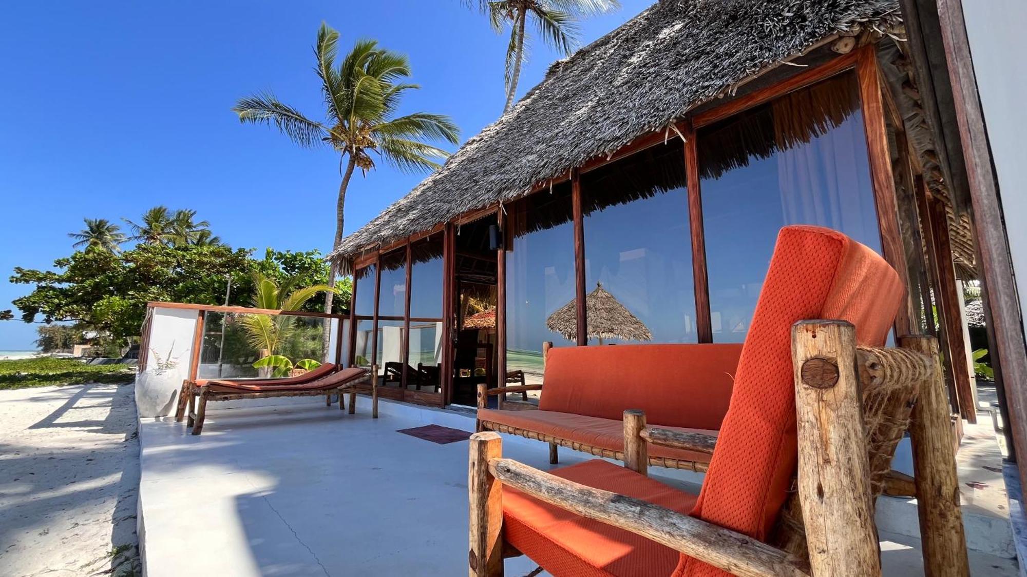 Tiki Beach Club & Resort (Adults Only) Bwejuu Exterior foto