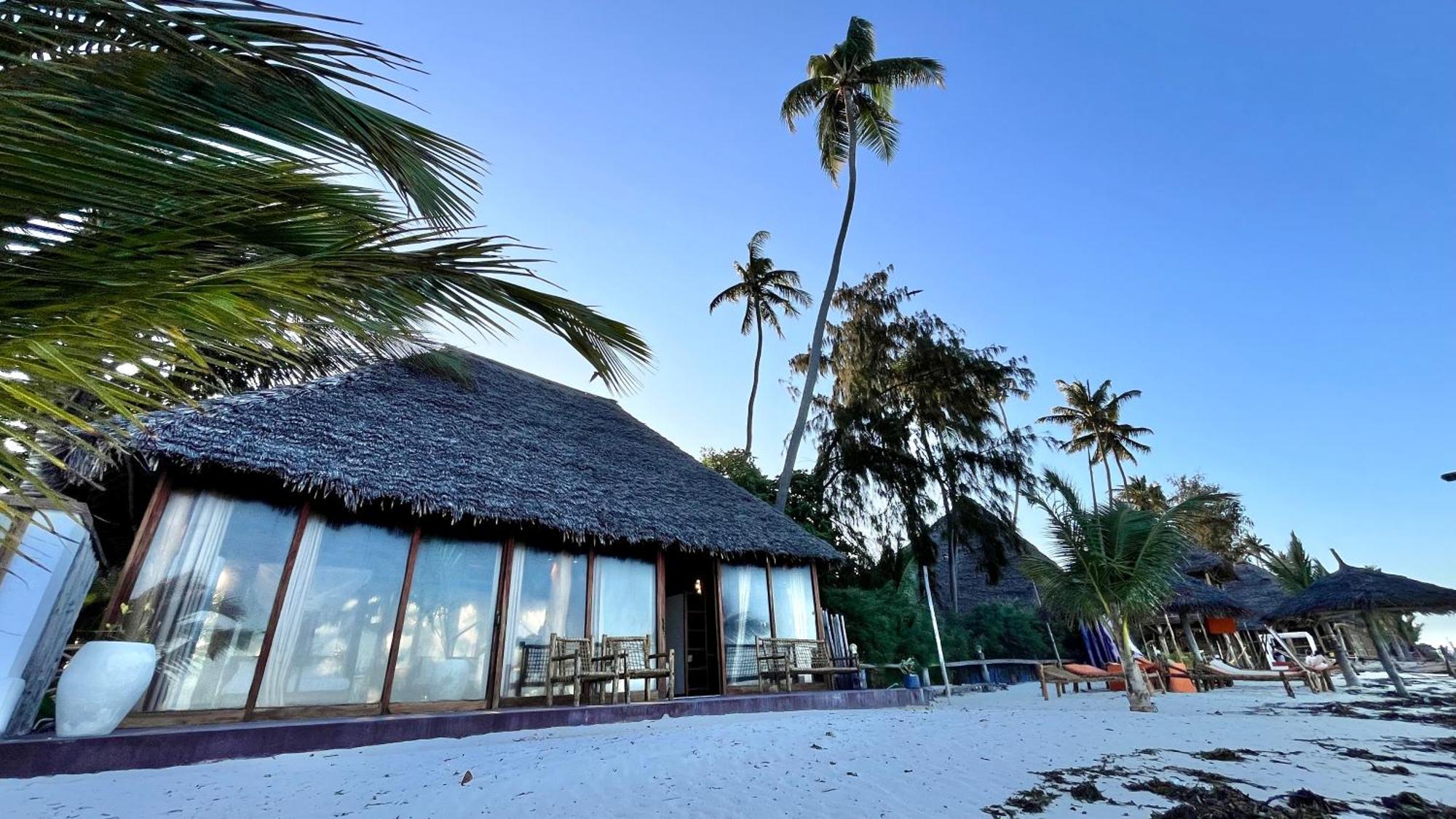 Tiki Beach Club & Resort (Adults Only) Bwejuu Exterior foto