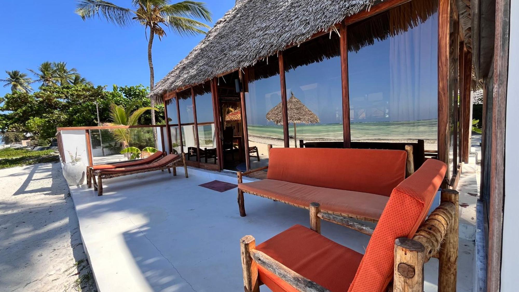 Tiki Beach Club & Resort (Adults Only) Bwejuu Exterior foto