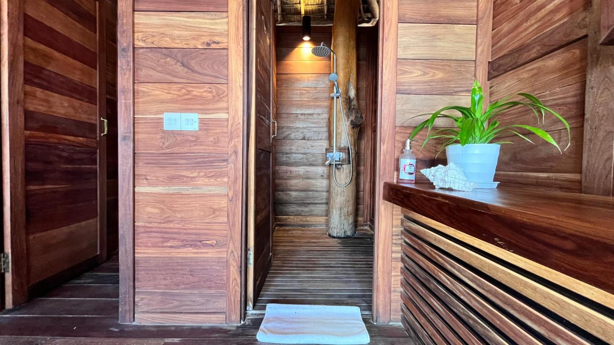 Tiki Beach Club & Resort (Adults Only) Bwejuu Exterior foto